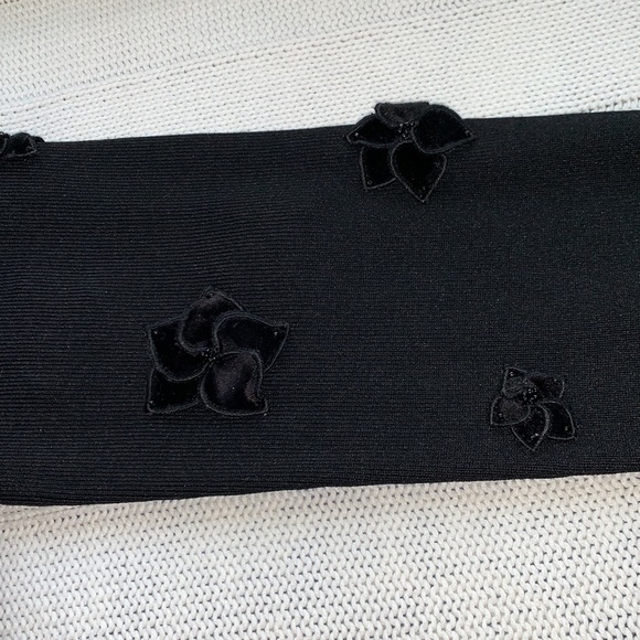 M. Nicole  black long sleeve evening sweater velvet edging with velvet f… - Picture 14 of 15